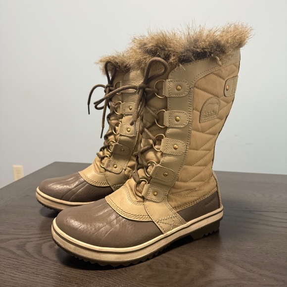 Sorel Tofino II Winter Snow Waterproof boots size 8 - Picture 2 of 12